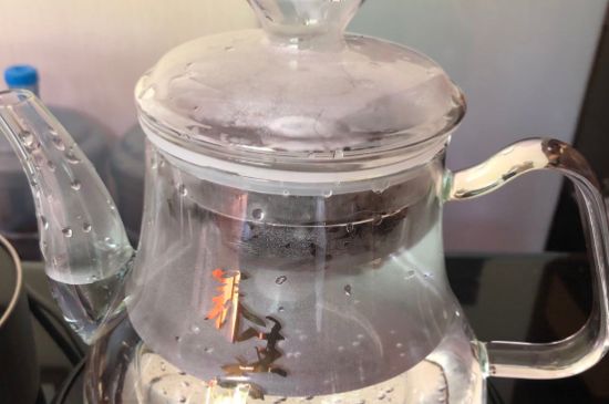 蒸茶和煮茶的區(qū)別，蒸茶和煮茶哪個好