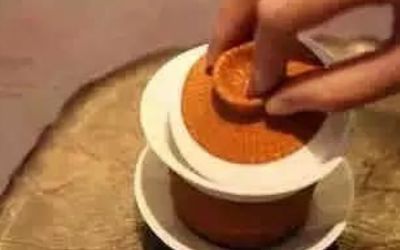 三才蓋碗的正確拿法，三才蓋碗抓碗法圖解