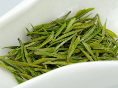 白茶顏色變黃還能喝嗎，發(fā)黃的白茶好不好？