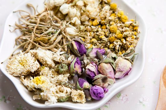 祛濕最有效的泡花茶，濕氣重適合泡什么花茶？