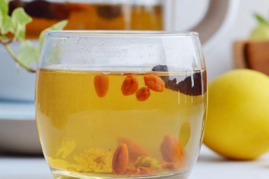 菊花茶的最佳搭配有哪幾樣，菊花茶和什么搭配喝效果好？