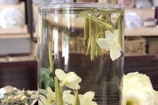 茉莉龍珠保質(zhì)期多長時(shí)間，茉莉龍珠茶放幾年了還能喝嗎？