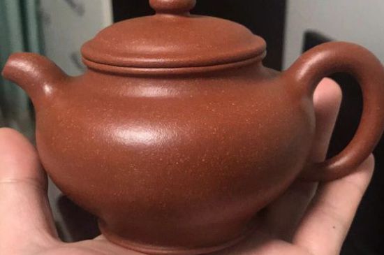 正宗紫砂壺多少錢一套，一套正宗宜興紫砂壺什么價(jià)格