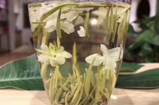 茉莉銀針適合什么人喝，茉莉銀針茶有什么功效