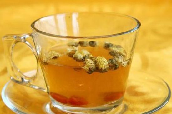 菊花茶的最佳搭配有哪幾樣，菊花茶和什么搭配喝效果好？