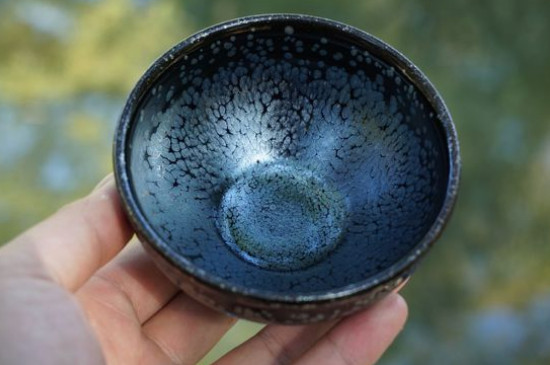 怎么鑒別建盞化學釉，真假建盞的對比與辨別