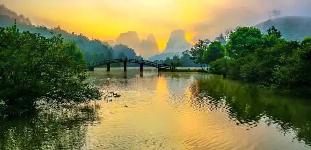 武夷山為什么盛產(chǎn)茶葉，武夷山茶為什么好喝？