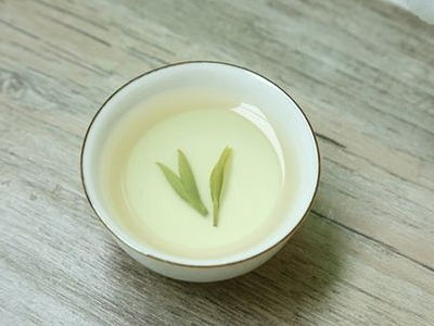 竹葉青茶怎么樣，檔次較高味道略苦價(jià)格比較貴