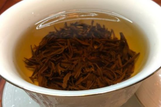 女人晚上喝紅茶好嗎，女人紅茶啥時(shí)候喝最好？