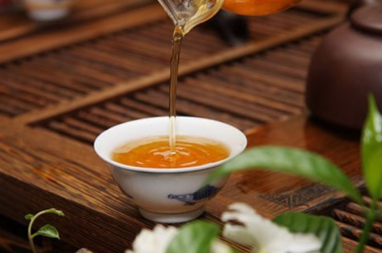 什么茶葉喝起來超級香，什么茶泡出來滿屋濃香?