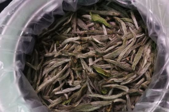 新白毫銀針和老白毫銀針的區(qū)別，新老白毫銀針的品質(zhì)特征